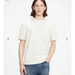 Size 4 (Large). Color white/grey. 2 pocket